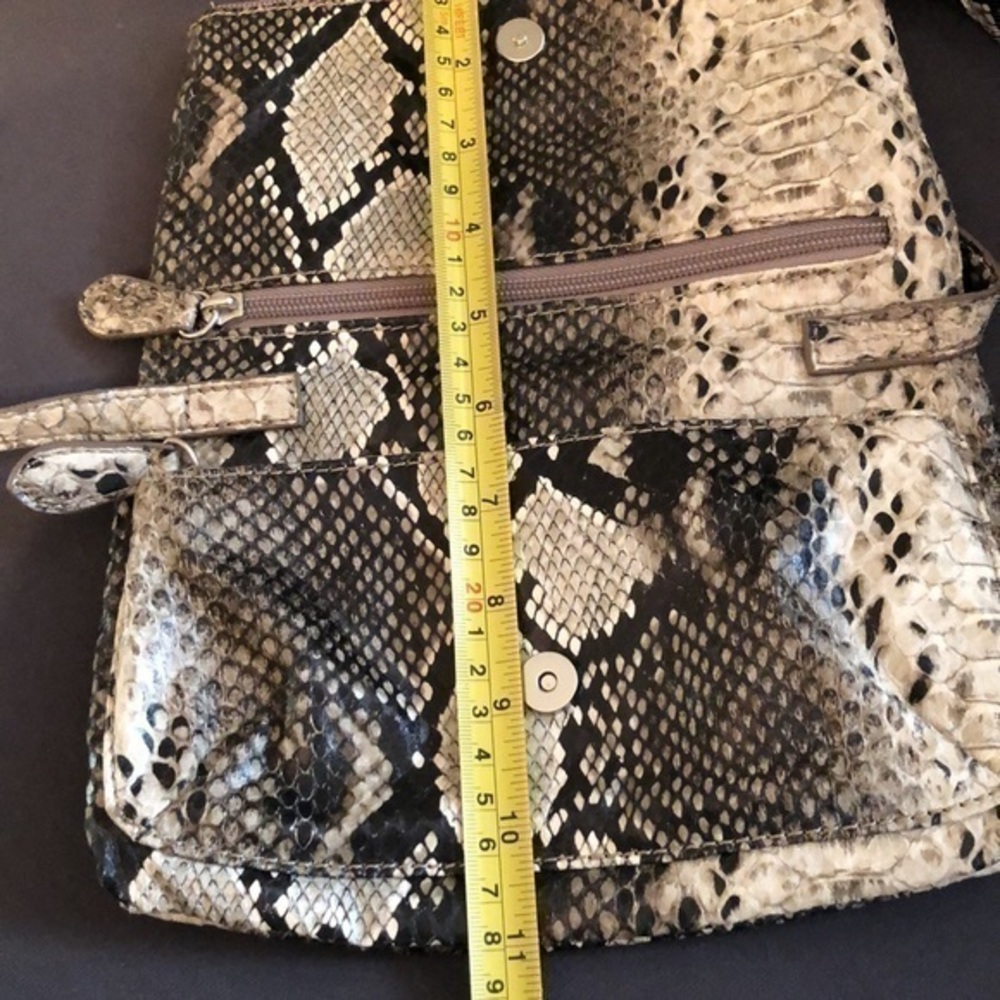 Python print Kenneth Cole small shoulder bag - Picture 6 of 9